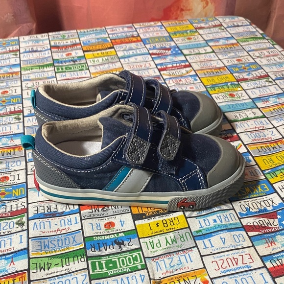 See Kai Run Boys Navy Blue Sneakers Size 9 - Picture 1 of 6